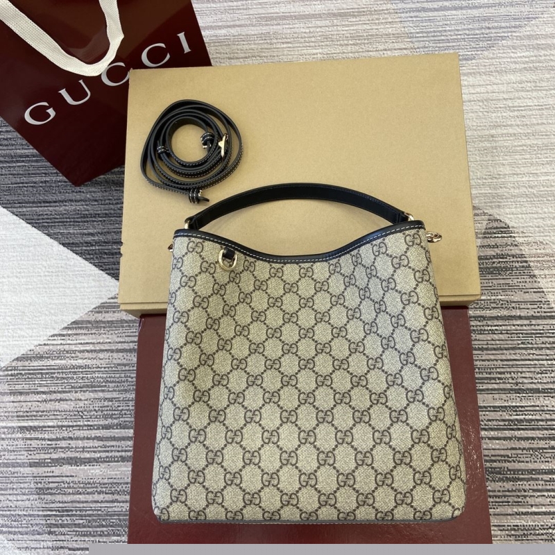 G*u*i bucket bags